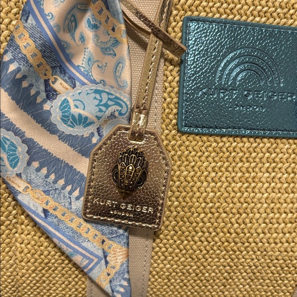 Beige and Blue Designer Tote Bag - Picture 6 of 11